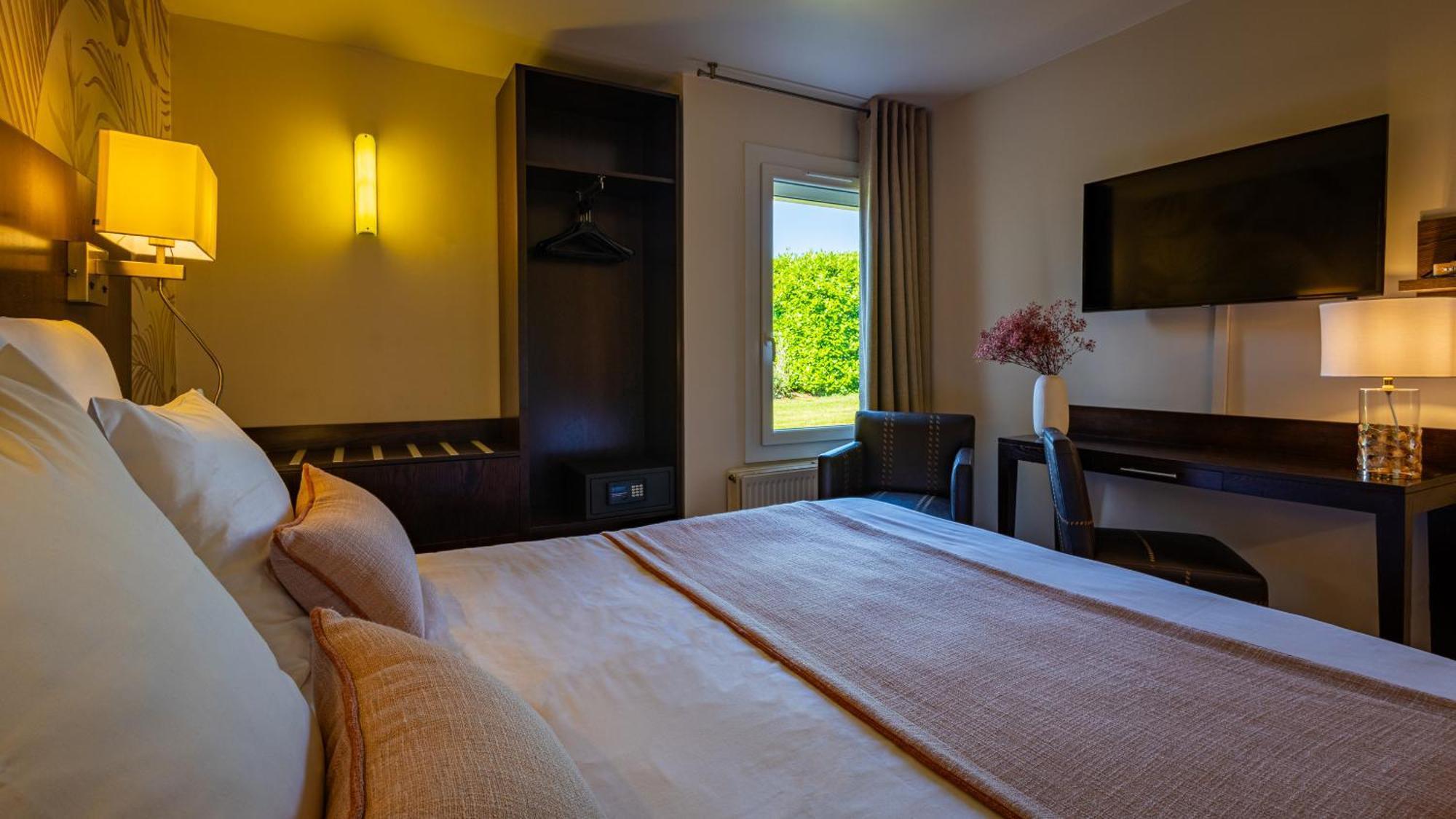 Logis Hostellerie D'Aussois Semur-en-Auxois Dış mekan fotoğraf